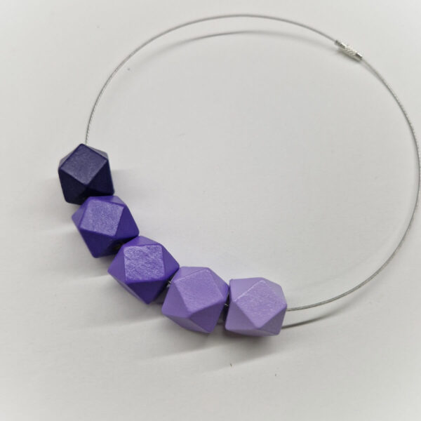 Колие "Hexagon violet"